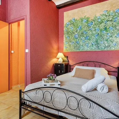 Unik Vacation Arc De Sant Bernat Apartment Tarragona