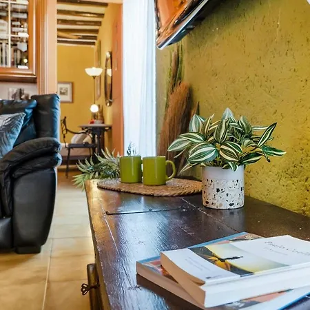 Unik Vacation Arc De Sant Bernat Apartment Tarragona
