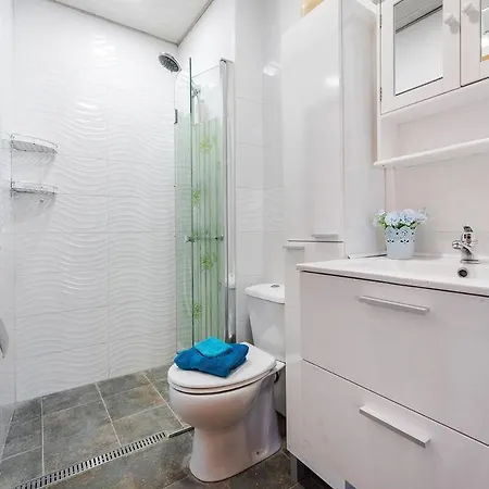Unik Vacation Arc De Sant Bernat Apartment Tarragona